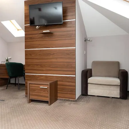 Hotel Anna 3*