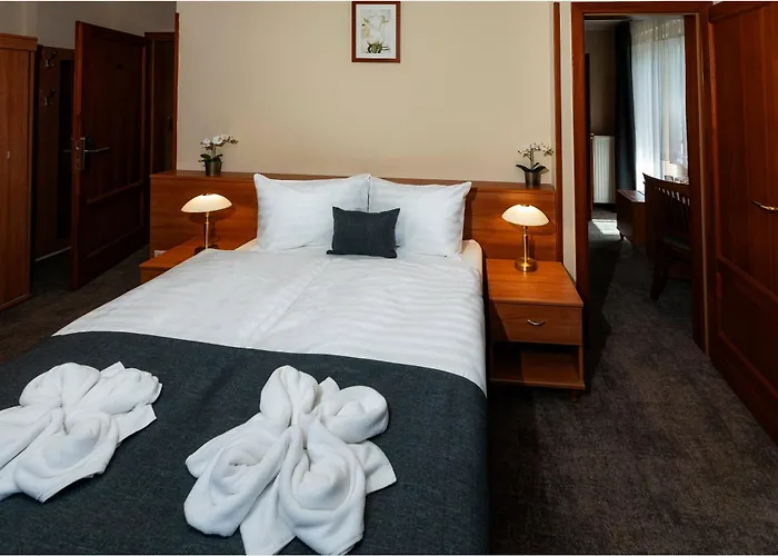 Anna Hotel 3*