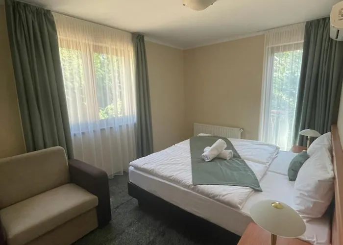 Hotel Anna 3*