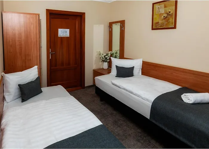 Anna Hotel 3*