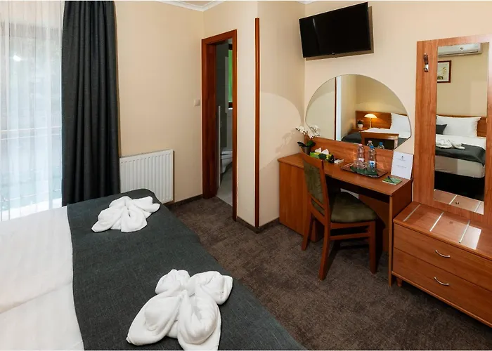 Anna Hotel 3*